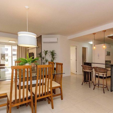Boulevard 224D - Excelente Apartamento Em Condominio De Luxo No Centro De Bombinhas - Piscina - Jacuzzi - Academia - Portaria 24H. Buitenkant foto