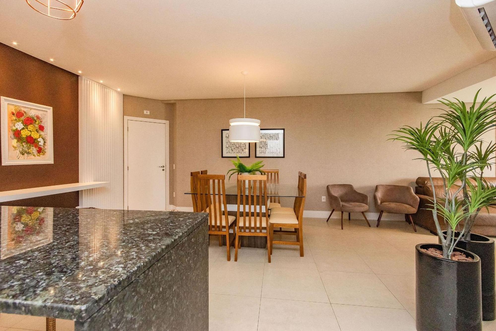 Boulevard 224D - Excelente Apartamento Em Condominio De Luxo No Centro De Bombinhas - Piscina - Jacuzzi - Academia - Portaria 24H. Buitenkant foto