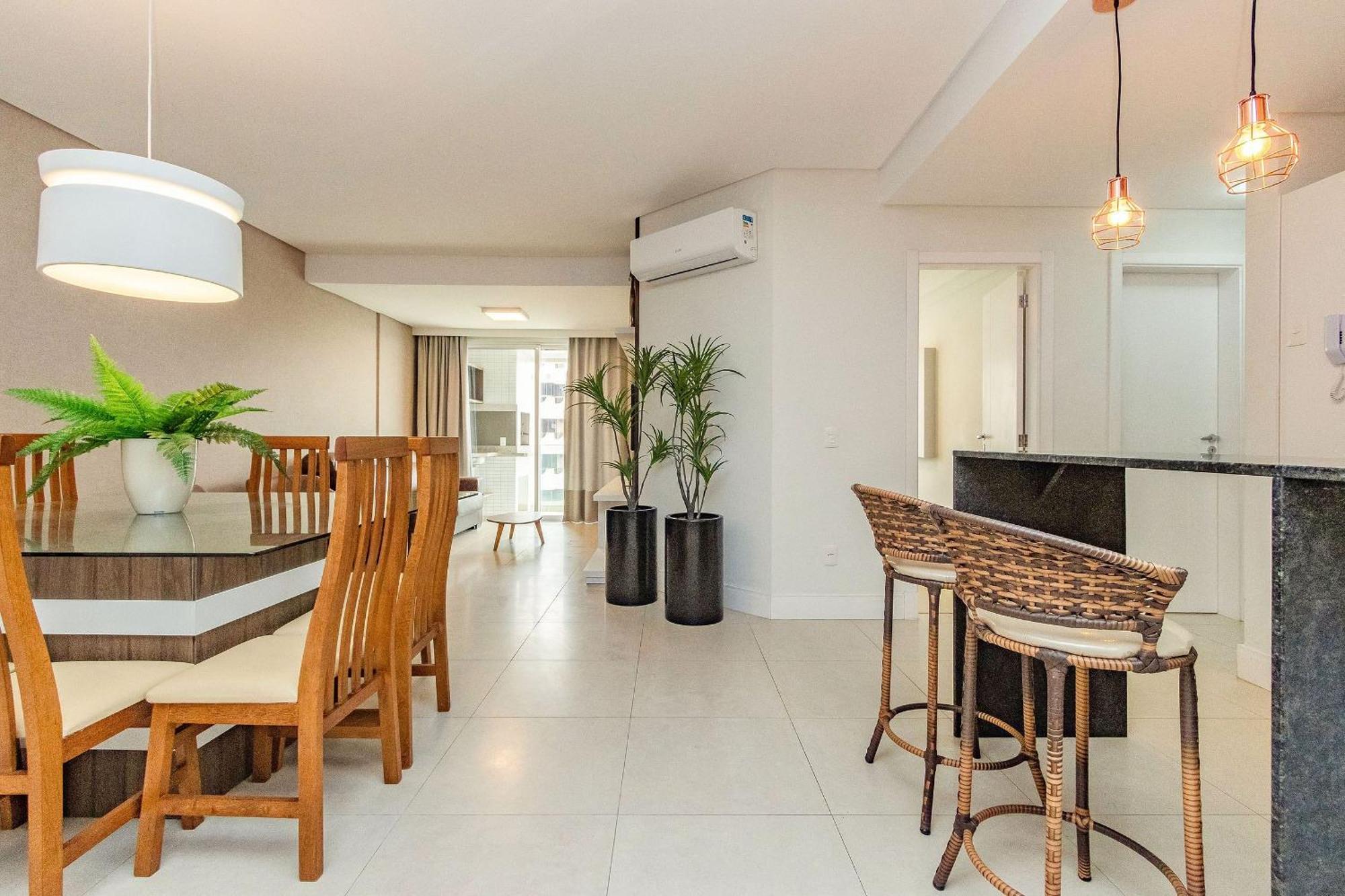 Boulevard 224D - Excelente Apartamento Em Condominio De Luxo No Centro De Bombinhas - Piscina - Jacuzzi - Academia - Portaria 24H. Buitenkant foto