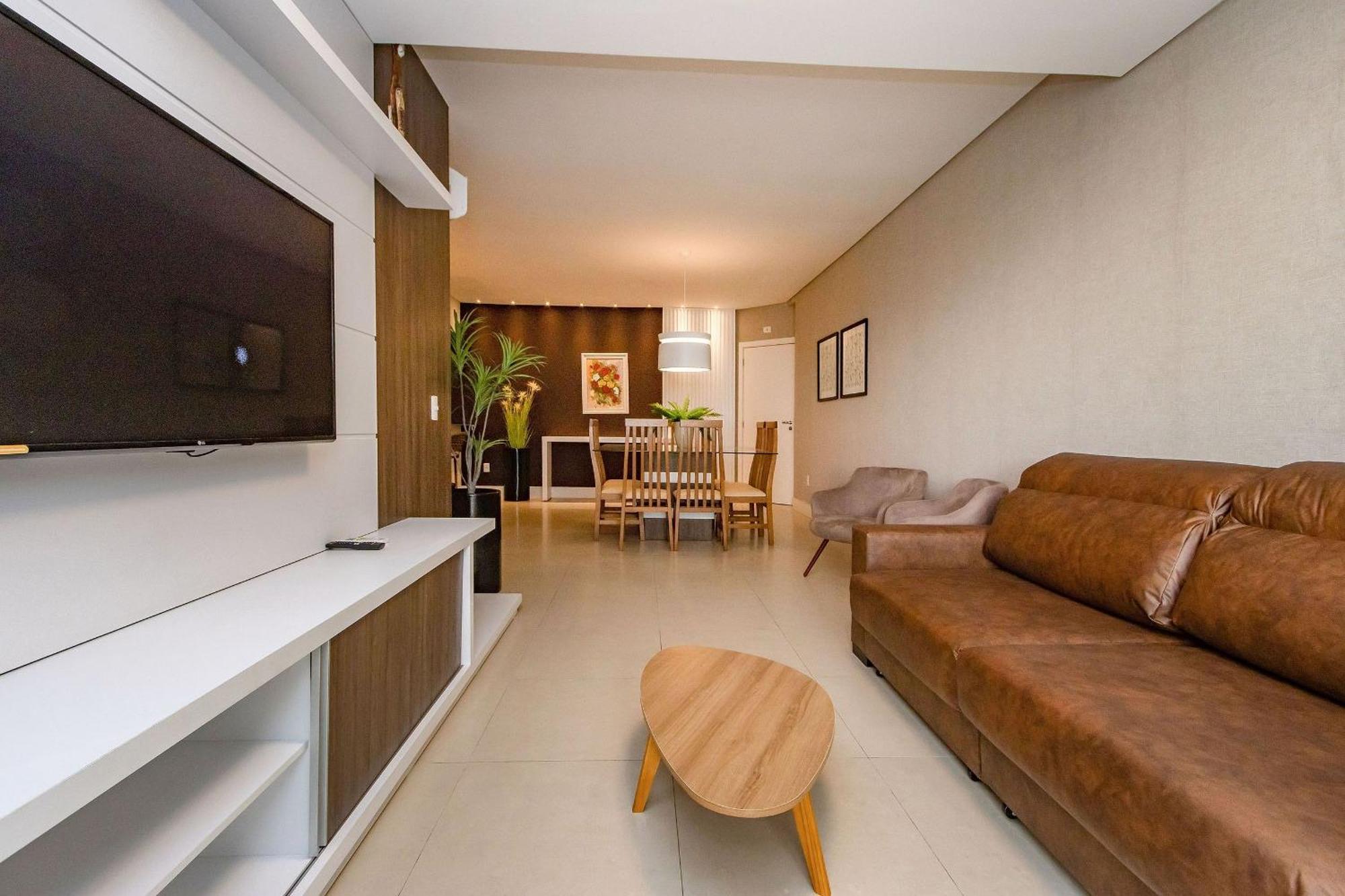 Boulevard 224D - Excelente Apartamento Em Condominio De Luxo No Centro De Bombinhas - Piscina - Jacuzzi - Academia - Portaria 24H. Buitenkant foto
